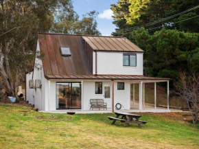The Jindabread House